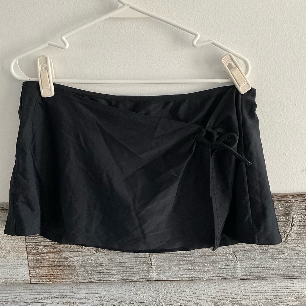 Sonoma black swim skirt size 14